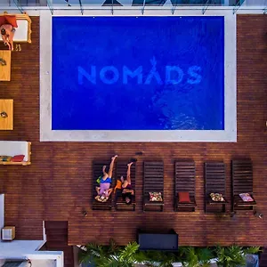 Nomads & Rooftop Pool 坎昆